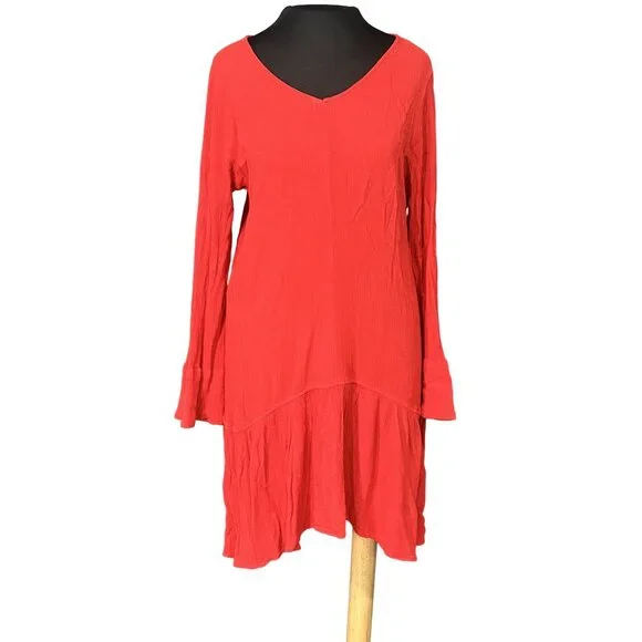 open lace back dress The Crinkle Midi Dress (Final Sale) main image 1